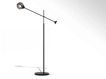 Lampe sur pied LED en bois Kendama GIORGETTI usine GIORGETTI de l'Italie