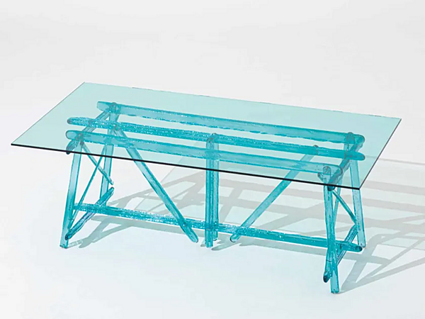 Table rectangulaire en polycarbonate d'extérieur A Mare Edra AMR070T usine EDRA de l'Italie. Foto №1