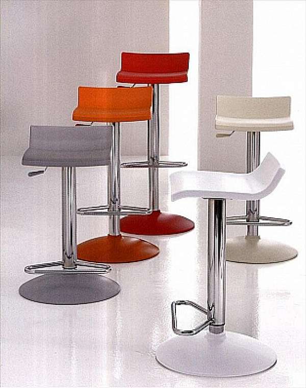 Tabouret de bar EUROSEDIA DESIGN 259 usine EUROSEDIA DESIGN de l'Italie. Foto №1