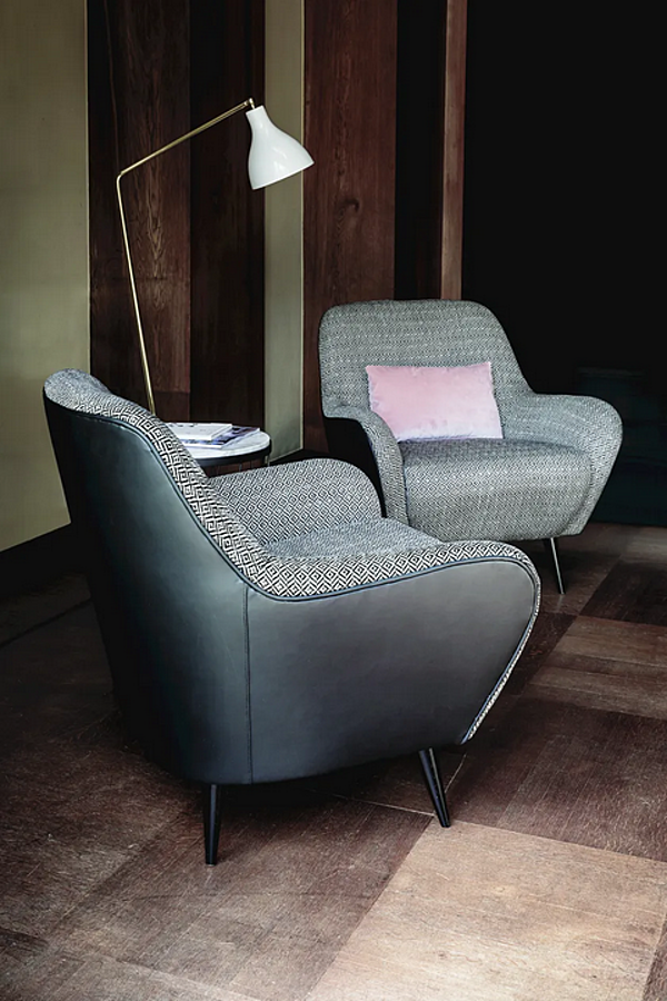 Fauteuil avec accoudoirs en tissu ou cuir VIBIEFFE collection NIDO 650 usine VIBIEFFE de l'Italie. Foto №3