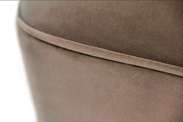Fauteuil en velours avec accoudoirs Oka BRABBU usine BRABBU de l'Italie. Foto №4