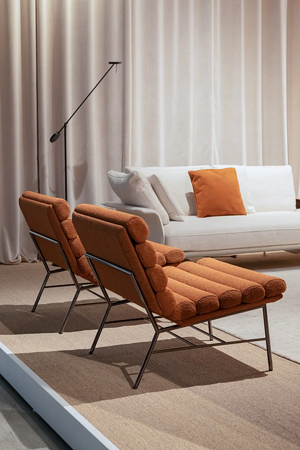 Fauteuil en tissu Saba Pan Flute usine SABA de l'Italie. Foto №3