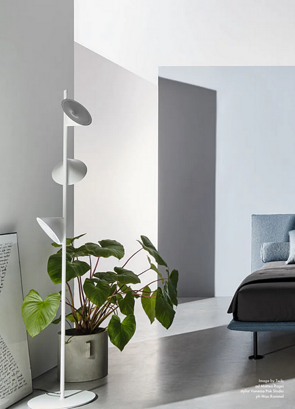 Lampe sur pied en aluminium LED Orchid AXOLIGHT PT ORCHID usine Axolight de l'Italie. Foto №6