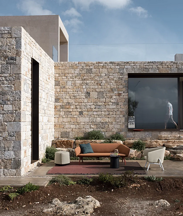 Fauteuil de jardin avec accoudoirs en Sunbrella Kristalia Tuile usine Kristalia de l'Italie. Foto №6