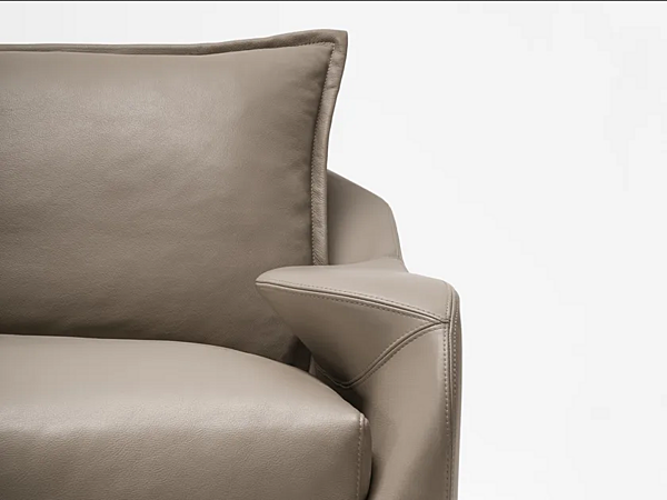 Fauteuil en cuir avec accoudoirs Martini GIORGETTI 69880 usine GIORGETTI de l'Italie. Foto №2