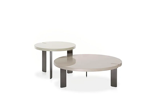 Table basse ronde en bois Butter Saba usine SABA de l'Italie. Foto №2