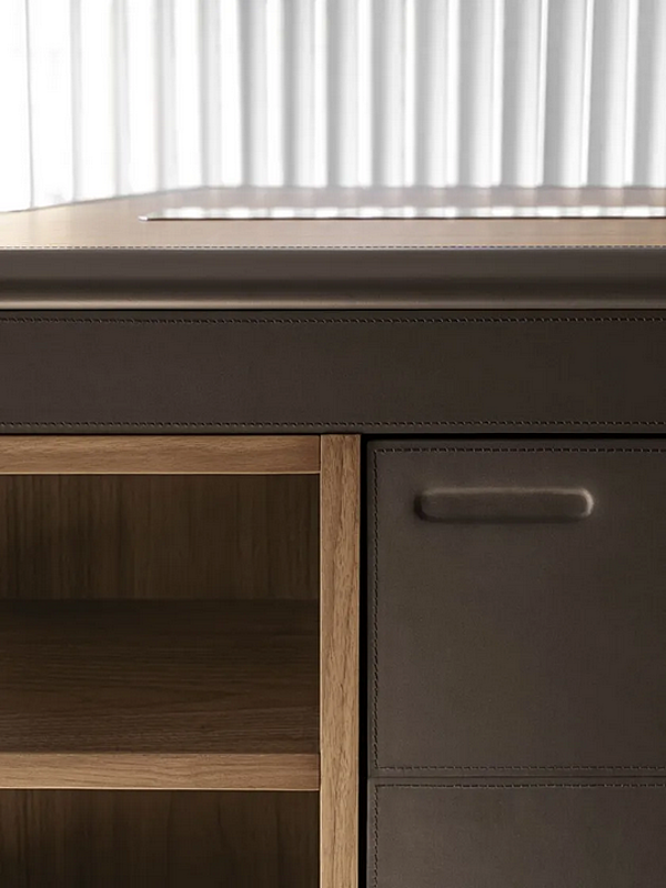 Bureau exécutif en bois avec tiroirs Noah i 4 Mariani usine i 4 Mariani de l'Italie. Foto №5