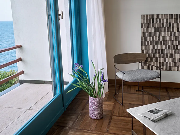 Fauteuil en métal avec accoudoirs et assise en tissu Potocco Keel 922 L 922/L usine POTOCCO de l'Italie. Foto №3