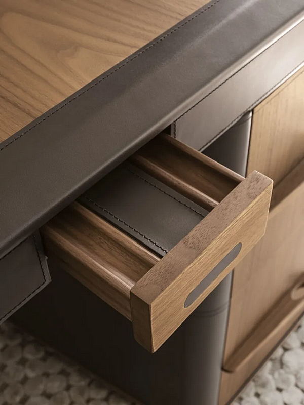 Bureau exécutif en bois avec tiroirs Noah i 4 Mariani usine i 4 Mariani de l'Italie. Foto №6