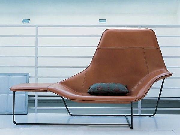 Chaise longue rembourrée en tissu Lama 921 ZANOTTA usine ZANOTTA de l'Italie. Foto №2