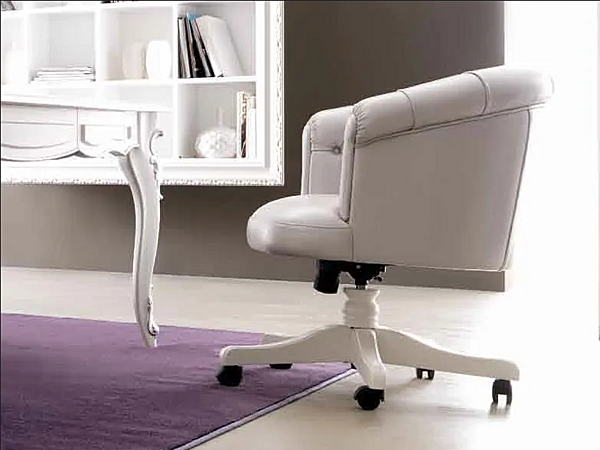 Fauteuil pivotant en cuir avec base à 5 branches Pascal CORTEZARI usine CORTE ZARI de l'Italie. Foto №1