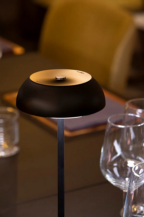 Lampe de table portable multifonctionnelle en matériau AXOLIGHT collection FLOAT usine Axolight de l'Italie. Foto №22