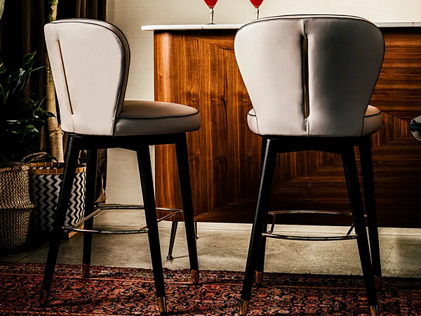 Tabouret haut pivotant en cuir Olivia Black Tie OLI67, OLI77, OLI67SW, OLI77SW usine Black Tie de l'Italie. Foto №2