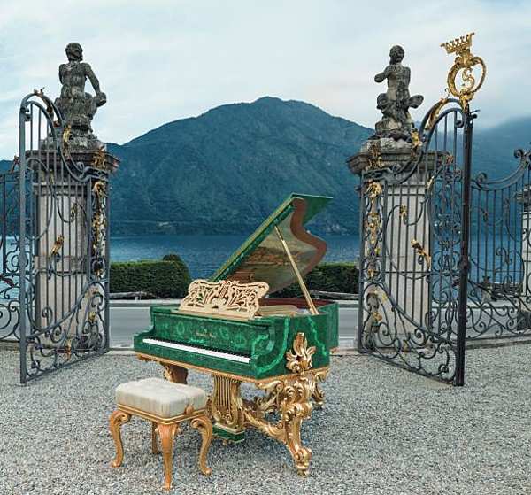 Piano Riva Mobili 1800 usine Riva Mobili de l'Italie. Foto №2