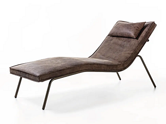 Chaise longue en cuir rembourré ENRICO PELLIZZON Chaise longue en cuir rembourré ENRICO PELLIZZON usine ENRICO PELLIZZONI de l'Italie