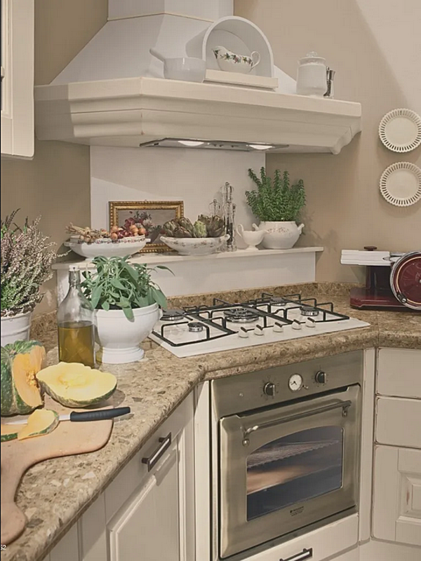 Cuisine en bois avec poignées Laura LUBE CUCINE 06 usine LUBE CUCINE de l'Italie. Foto №5
