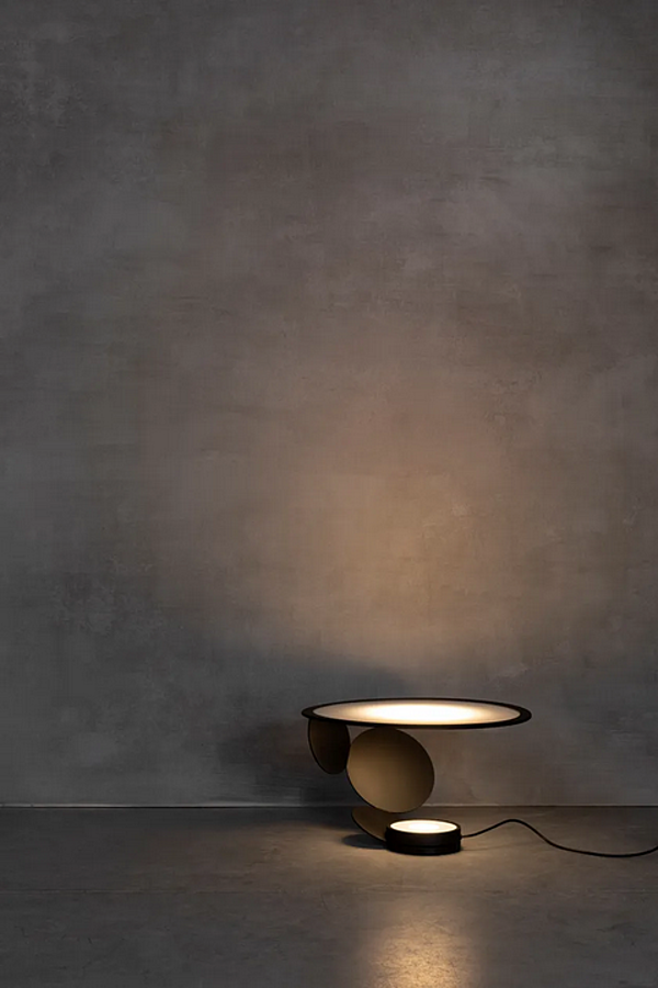 Lampe de table LED ajustable en aluminium AXOLIGHT CUT LT CUT XXX usine Axolight de l'Italie. Foto №2