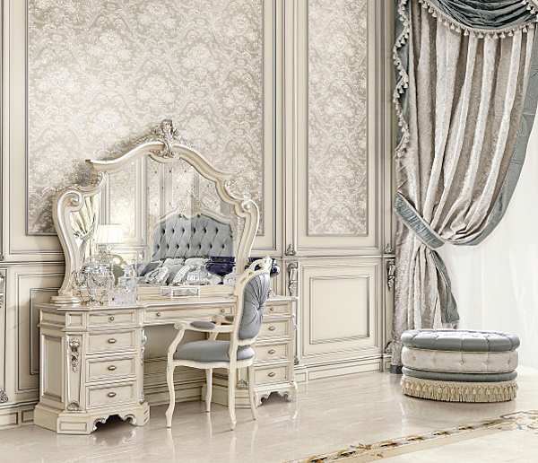 Grande chambre classique avec garniture en argent ivoire et revêtement en tissu gris usine MODENESE GASTONE de l'Italie. Foto №4