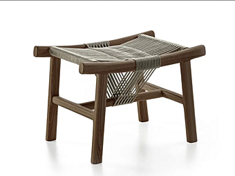 Tabouret en bois massif Huli Frigerio