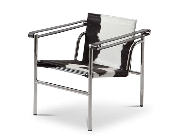 Fauteuil en cuir avec accoudoirs CASSINA dossier inclinable 001 usine CASSINA de l'Italie. Foto №1