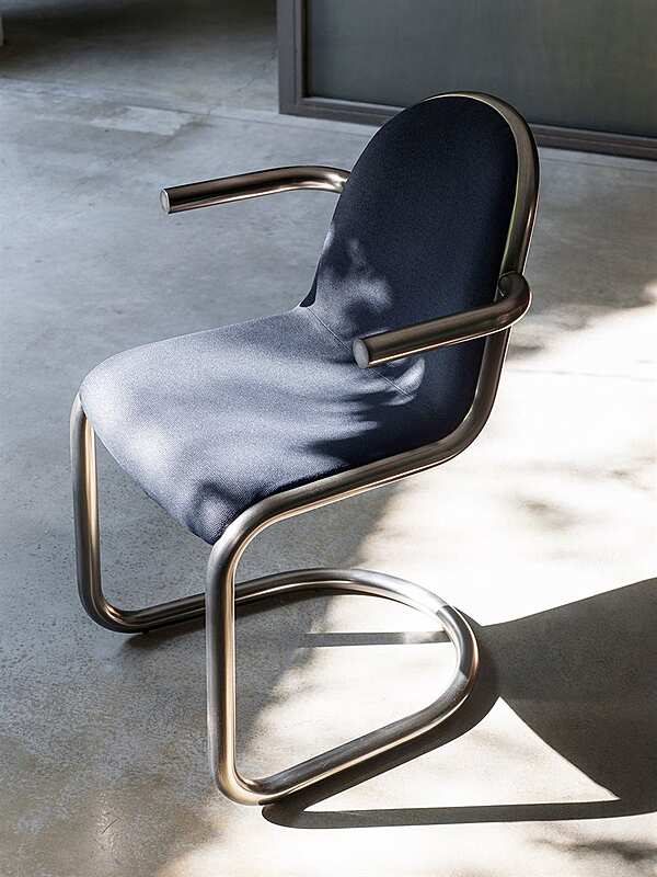 Chaise DESALTO Strong - chair 732 usine DESALTO de l'Italie. Foto №8