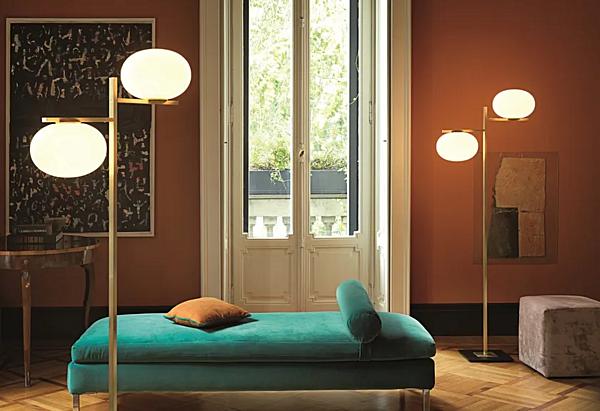 Lampadaire en laiton et verre Alba 383 Oluce usine Oluce de l'Italie. Foto №3