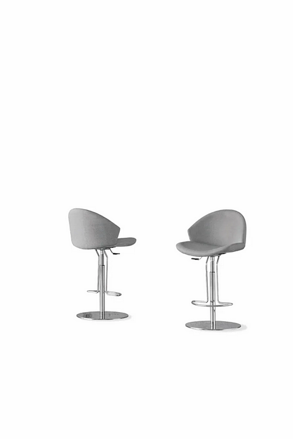 Tabouret en cuir éco avec vérin à gaz SEDIT Paris usine SEDIT de l'Italie. Foto №2