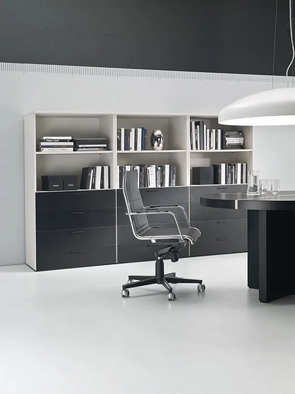 Chaise de direction en cuir avec dossier haut Blade i 4 Mariani usine i 4 Mariani de l'Italie. Foto №8