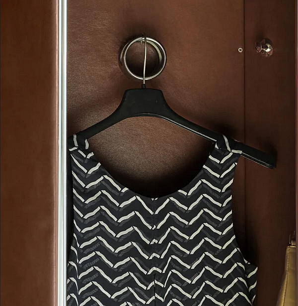 Armoire en cuir miroir Tucroma i 4 Mariani usine i 4 Mariani de l'Italie. Foto №4