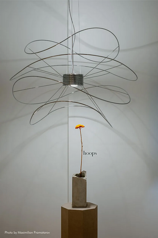 Suspension LED en métal Hoops AXOLIGHT usine Axolight de l'Italie. Foto №9