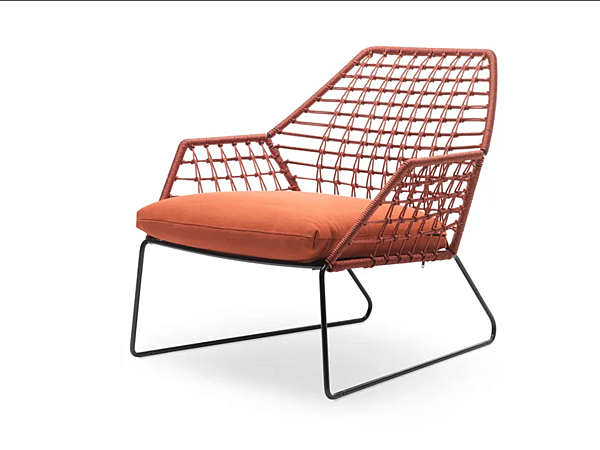 Fauteuil de jardin en tissu technique avec housse amovible et accoudoirs Saba New York Soleil usine SABA de l'Italie. Foto №1