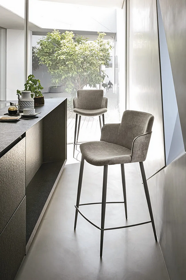 Tabouret en cuir éco avec dos Carol SEDIT usine SEDIT de l'Italie. Foto №2