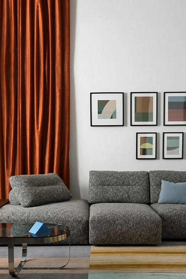 Canapé d'angle en tissu My Taos Saba usine SABA de l'Italie. Foto №5