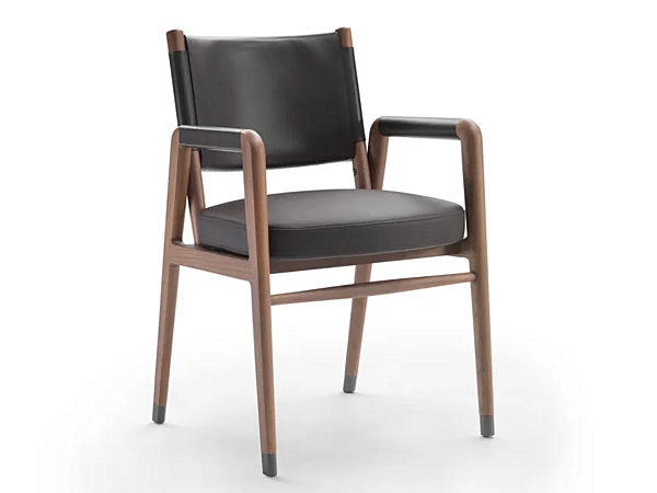Fauteuil en cuir tanné avec accoudoirs FLEXFORM Ortigia S H usine FLEXFORM de l'Italie. Foto №1
