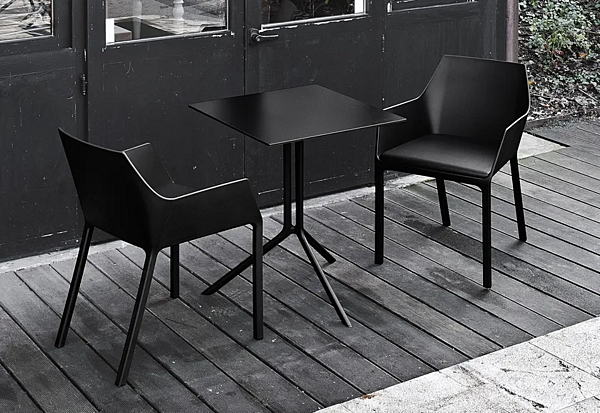 Chaise empilable en polypropylène Kristalia MEM usine Kristalia de l'Italie. Foto №9